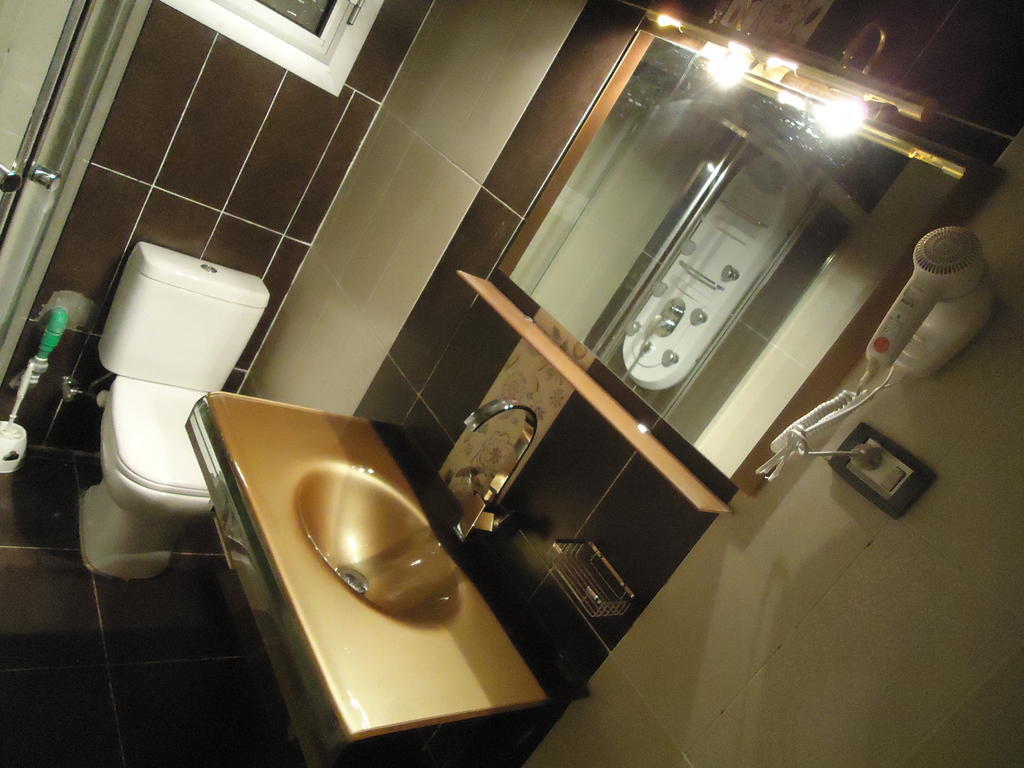Freedom Hostel Кайро Екстериор снимка