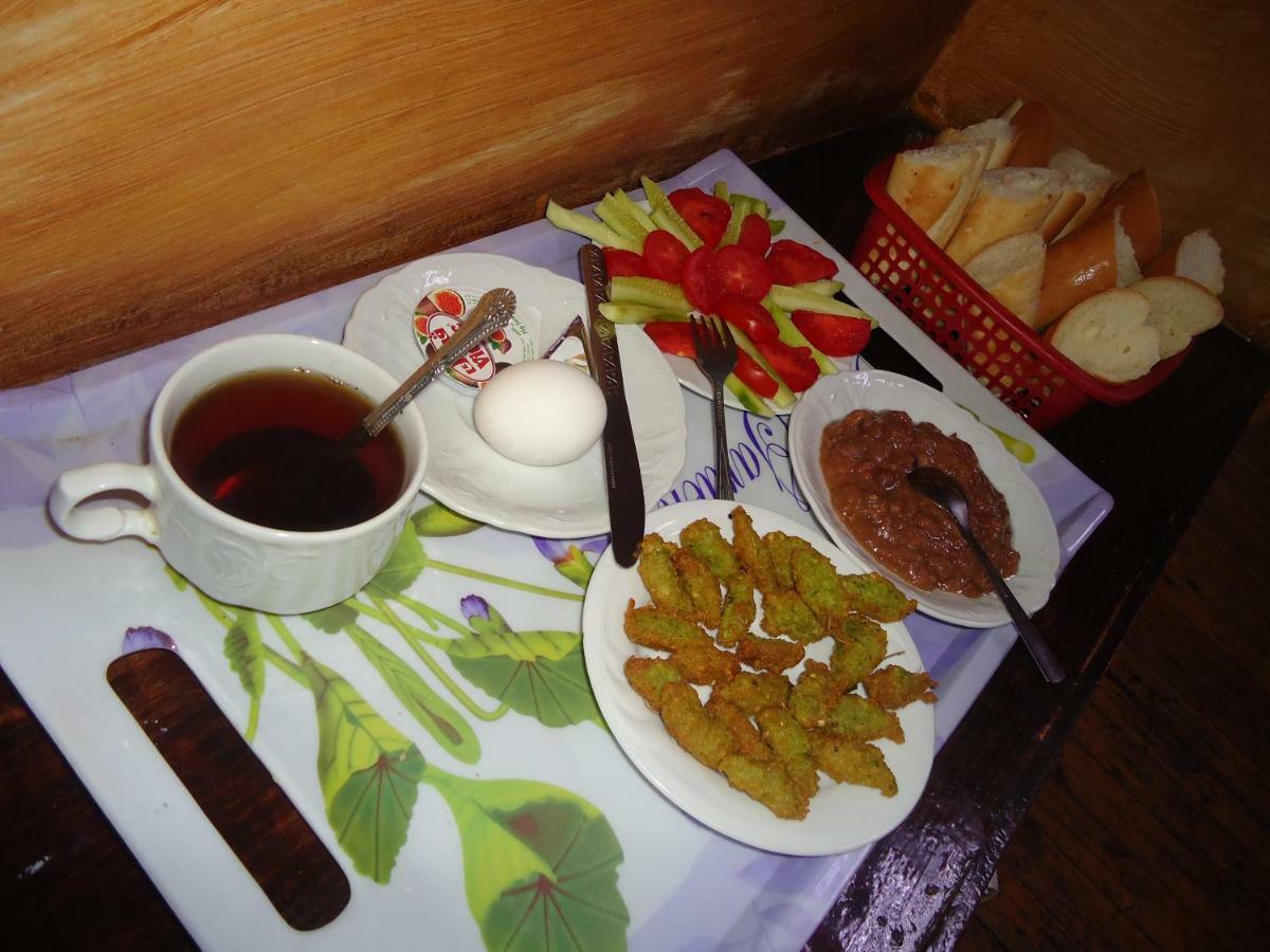 Freedom Hostel Кайро Екстериор снимка