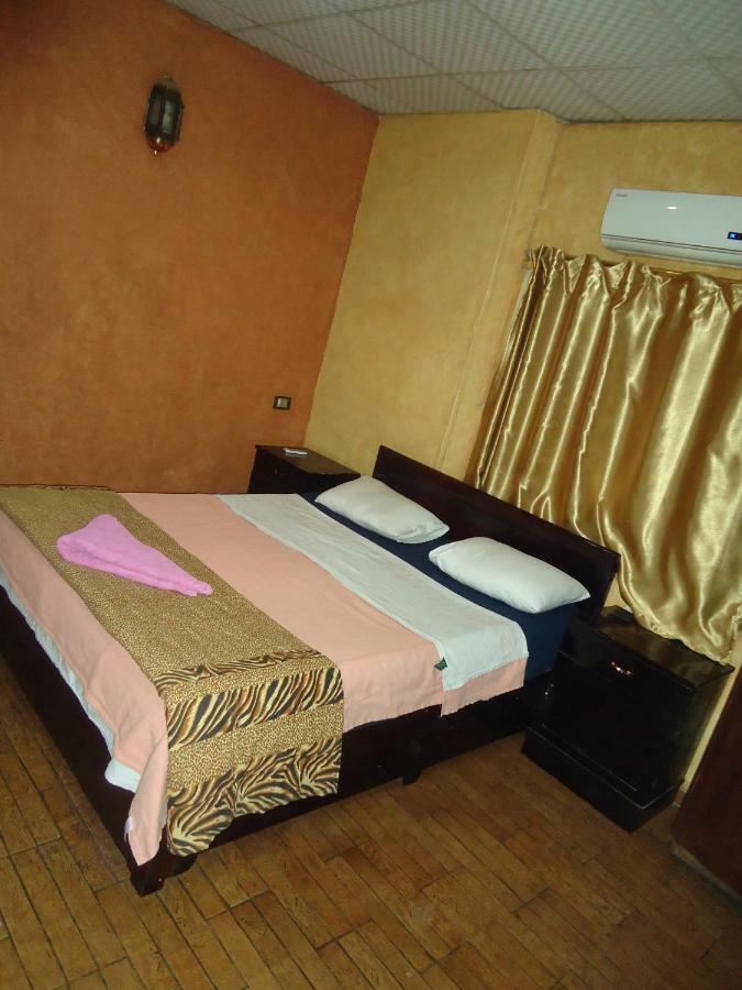 Freedom Hostel Кайро Екстериор снимка