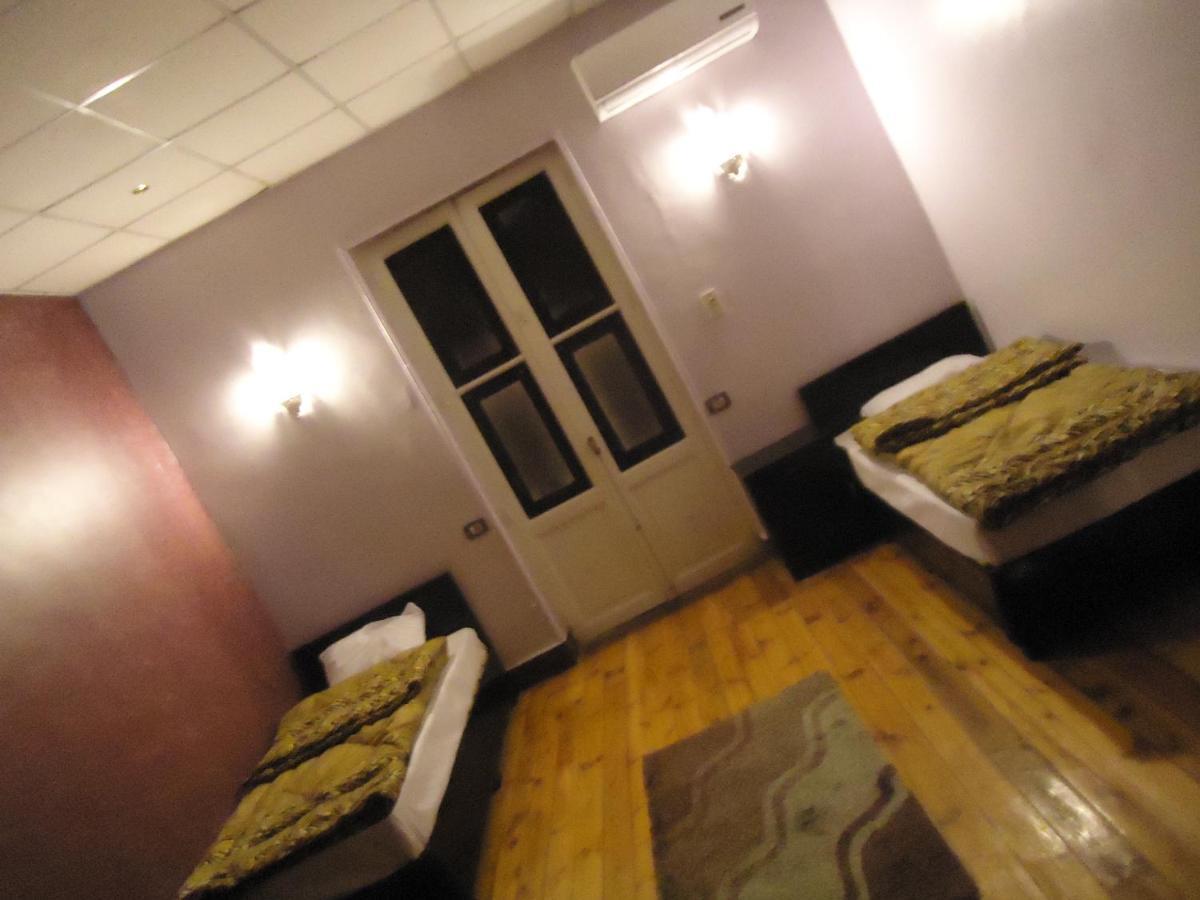 Freedom Hostel Кайро Екстериор снимка